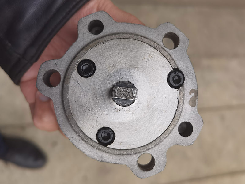 柴油機(jī)機(jī)油泵的功用是什么？